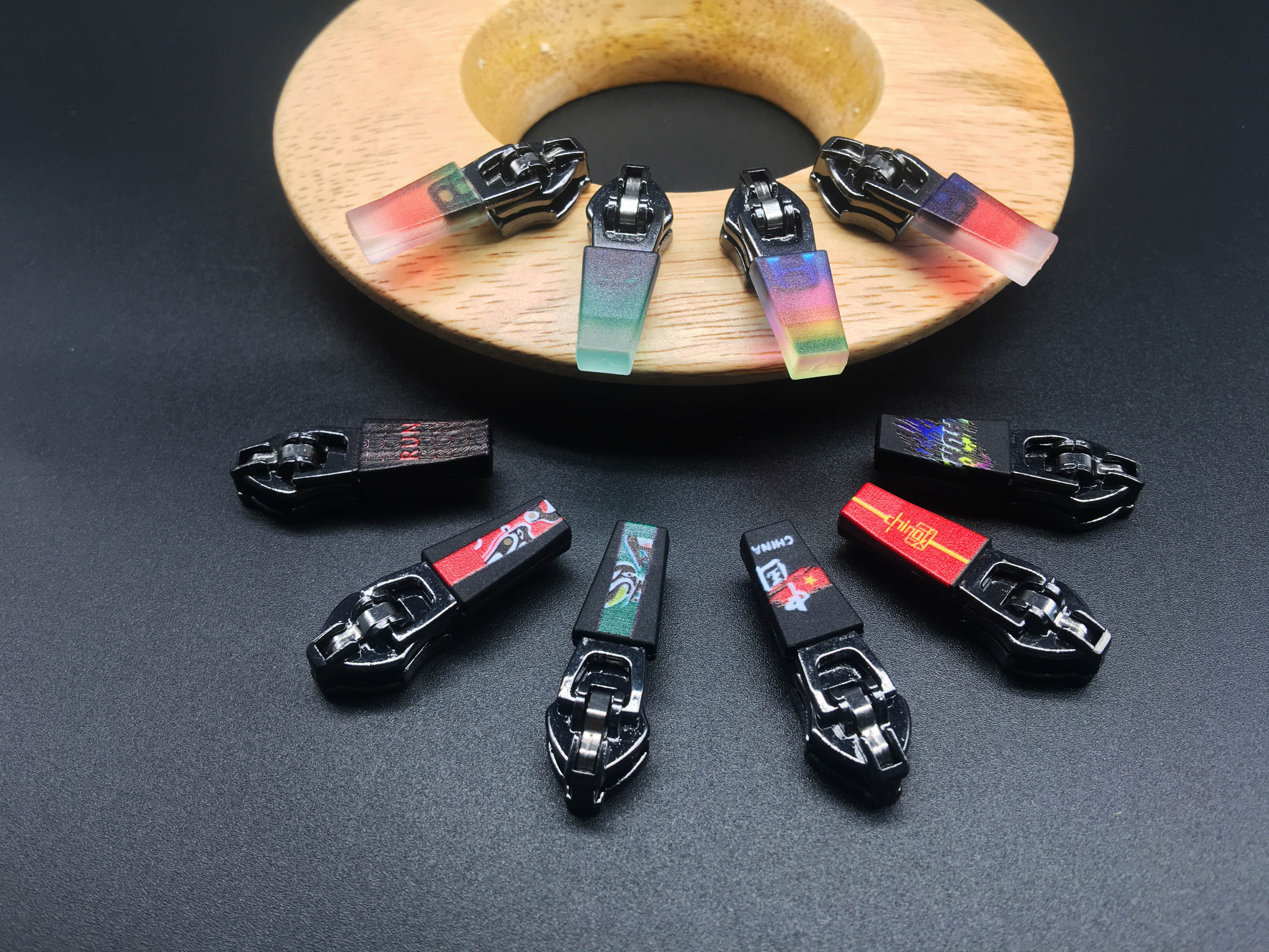 渐变喷塑弹簧片